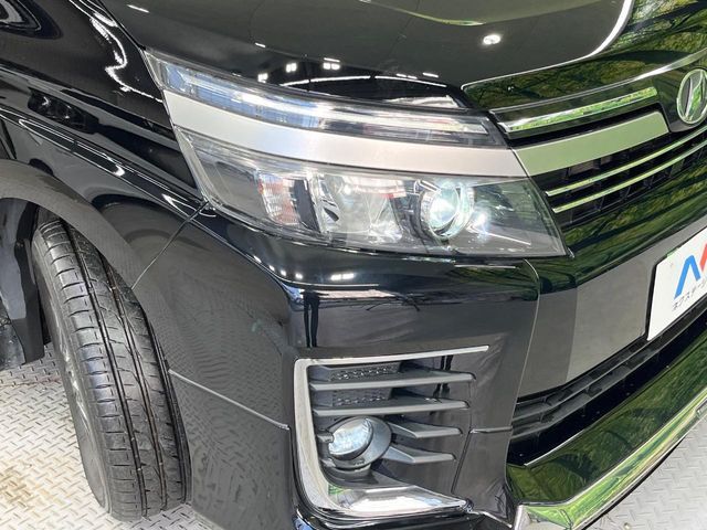 TOYOTA VOXY 2016 Image 31