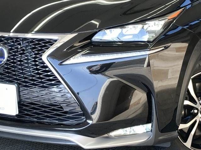 TOYOTA LEXUS NX300H 2015 Image 31