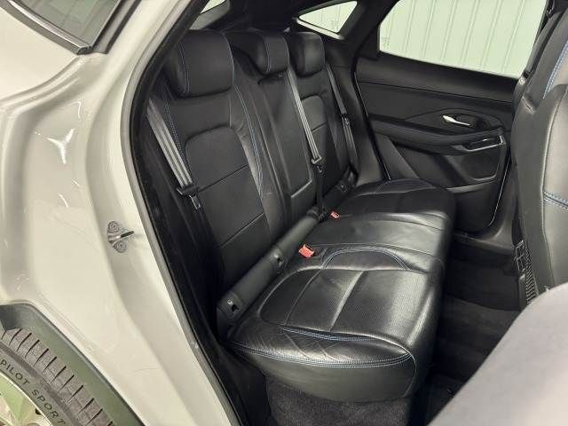 JAGUAR E-PACE 2019 Image 31