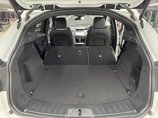 JAGUAR E-PACE 2019 Image 31