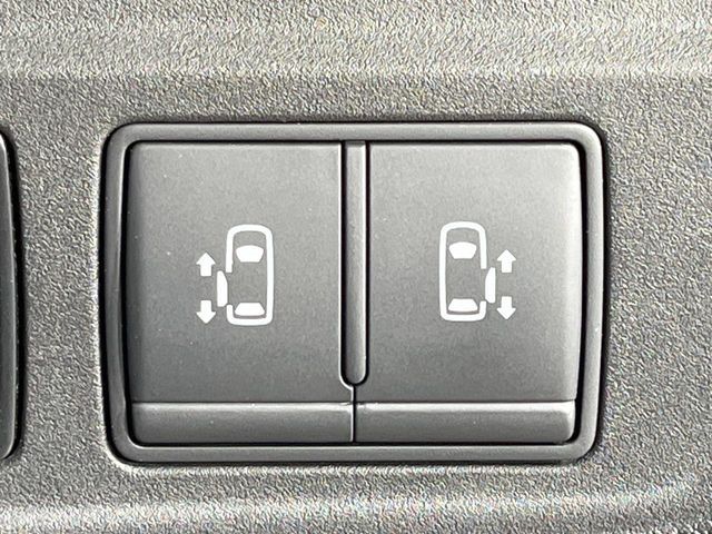 NISSAN SERENA  S-HYBRID 2017 Image 31