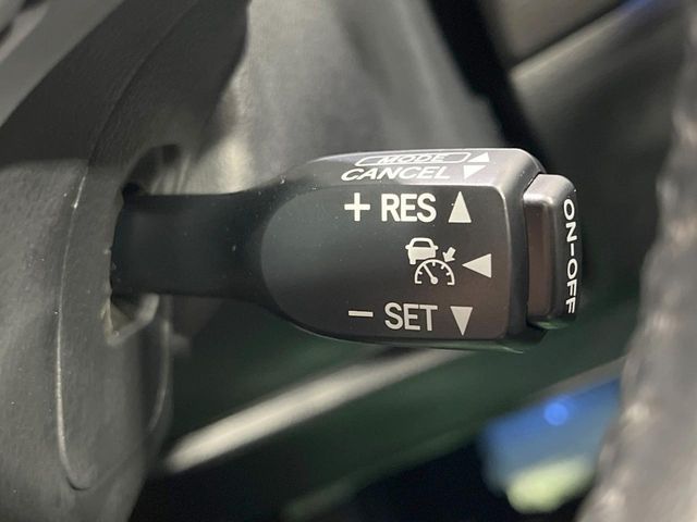 TOYOTA HARRIER HYBRID 2014 Image 31