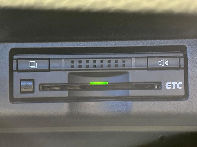 TOYOTA HARRIER HYBRID 2014 Image 31