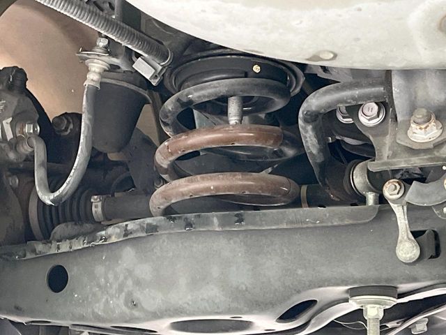 TOYOTA HARRIER HYBRID 2014 Image 31