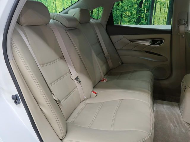 NISSAN FUGA 2017 Image 31