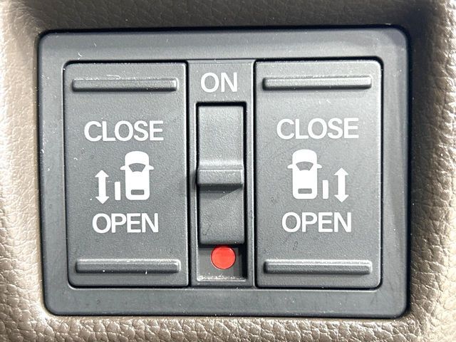 HONDA N BOX 2021 Image 31