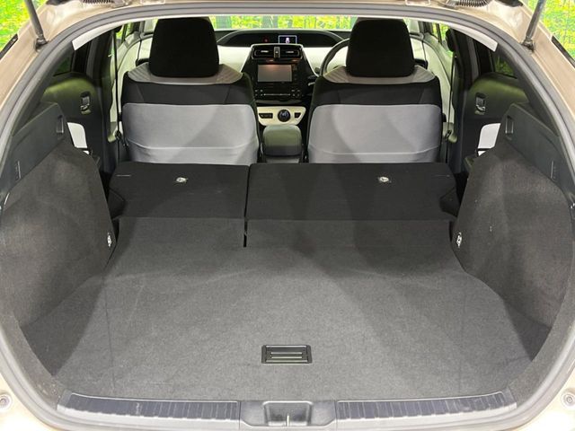 TOYOTA PRIUS 2016 Image 31