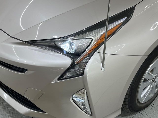 TOYOTA PRIUS 2016 Image 31