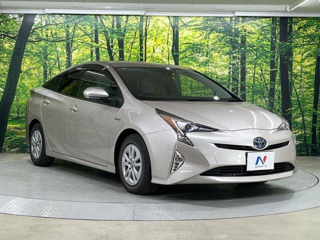TOYOTA PRIUS 2016 Image 31