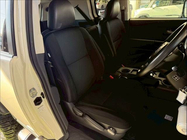 TOYOTA FJ CRUISER 4WD 2015 Image 31