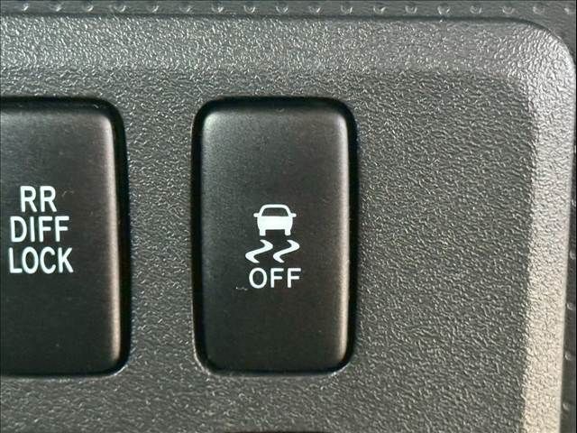 TOYOTA FJ CRUISER 4WD 2015 Image 31