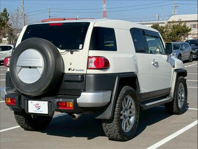 TOYOTA FJ CRUISER 4WD 2015 Image 31