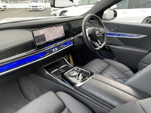BMW 7SERIES 2023 Image 31