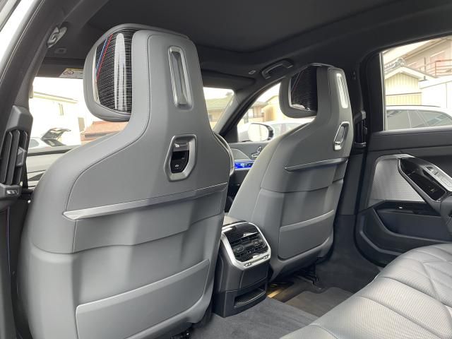 BMW 7SERIES 2023 Image 31