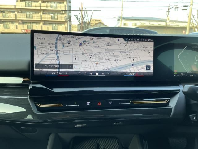 BMW 5SERIES SEDAN 2023 Image 31