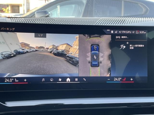 BMW 5SERIES SEDAN 2023 Image 31