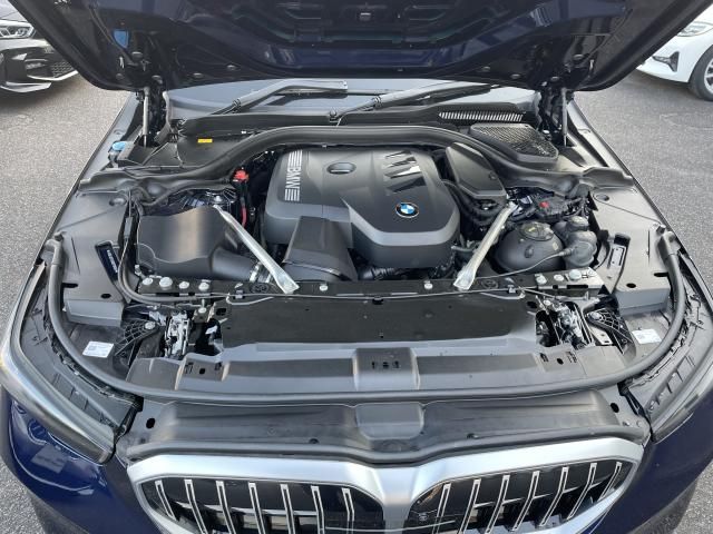 BMW 5SERIES SEDAN 2023 Image 31