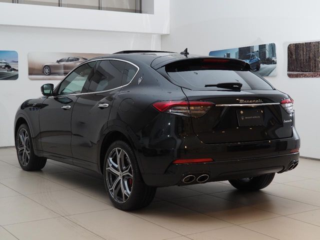 MASERATI LEVANTE 2024 Image 31