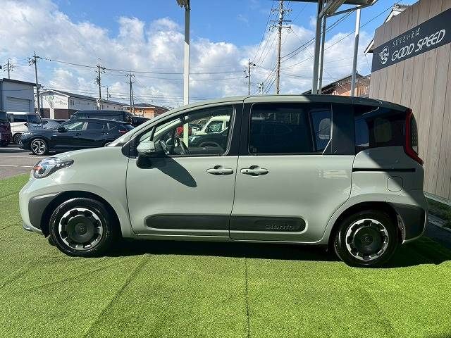 TOYOTA SIENTA HYBRID 2022 Image 31