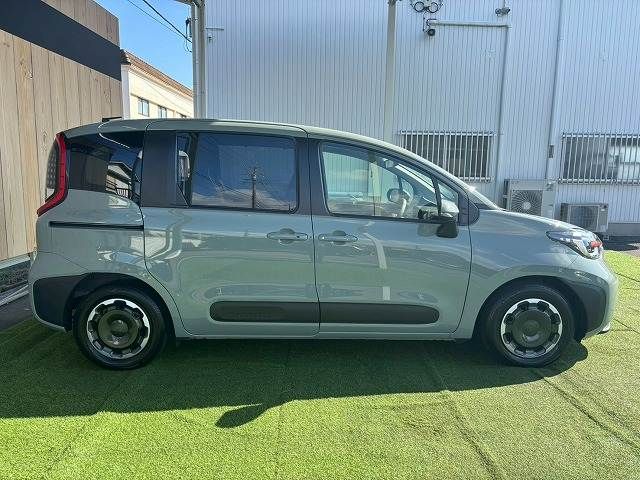 TOYOTA SIENTA HYBRID 2022 Image 31