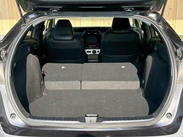 TOYOTA PRIUS 2015 Image 31