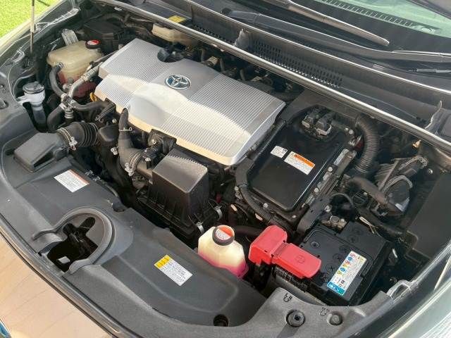 TOYOTA PRIUS 2015 Image 31