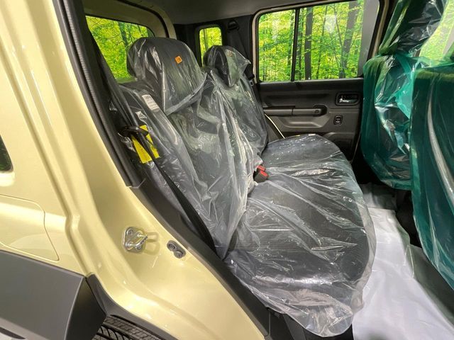 SUZUKI JIMNY NOMADE 2025 Image 31