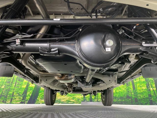 SUZUKI JIMNY NOMADE 2025 Image 31