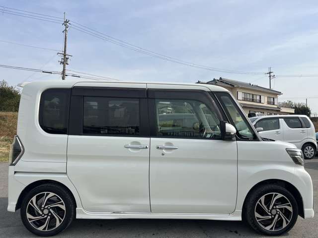 DAIHATSU TANTO CUSTOM 2019 Image 31