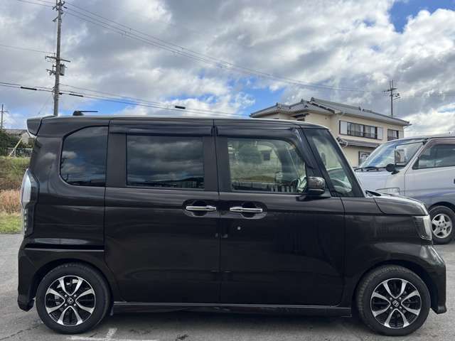 HONDA N BOX CUSTOM 2018 Image 31