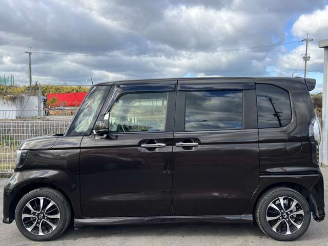 HONDA N BOX CUSTOM 2018 Image 31