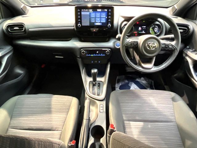 TOYOTA YARIS HYBRID 2022 Image 31