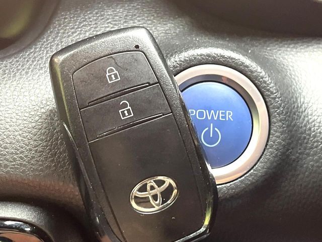 TOYOTA YARIS HYBRID 2022 Image 31