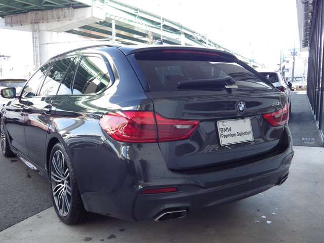 BMW 5SERIES TOURING 2017 Image 31