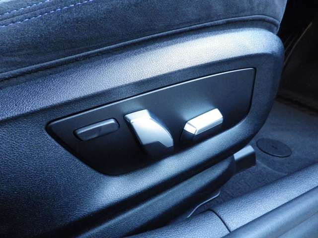 BMW 5SERIES TOURING 2017 Image 31