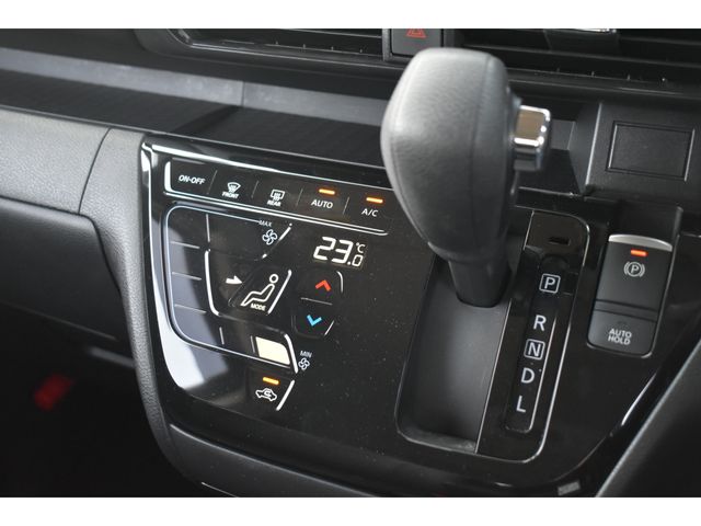 NISSAN ROOX 2024 Image 31