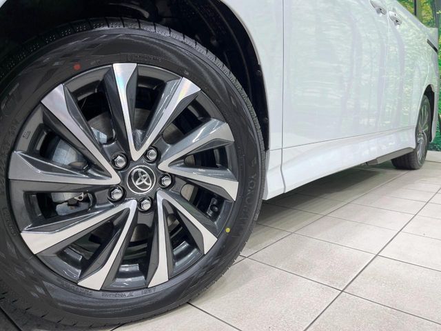 TOYOTA VOXY HYBRID 2026 Image 31