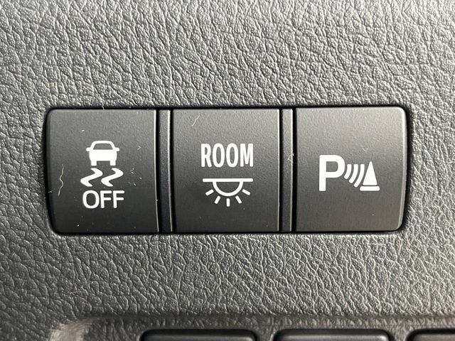 TOYOTA ALPHARD 2012 Image 31