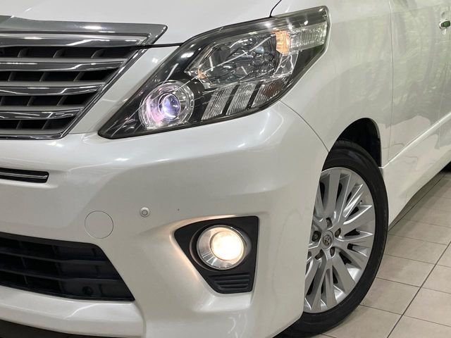 TOYOTA ALPHARD 2012 Image 31