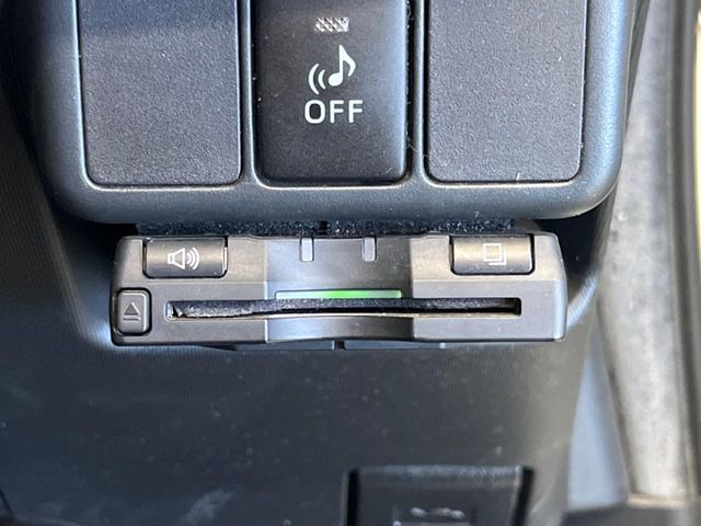 TOYOTA AQUA 2013 Image 31