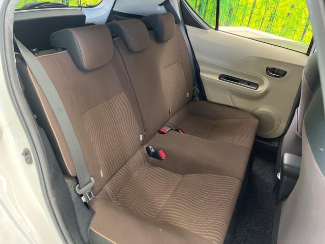 TOYOTA AQUA 2013 Image 31