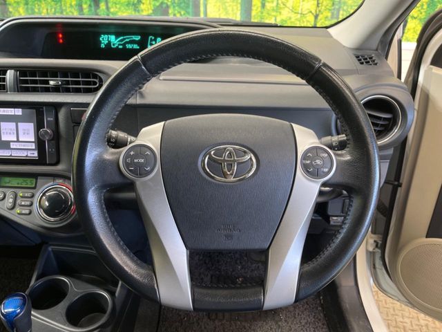 TOYOTA AQUA 2013 Image 31