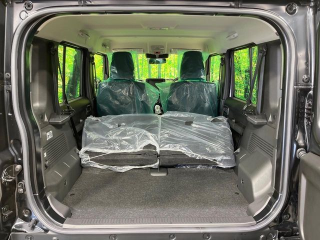 SUZUKI JIMNY NOMADE 2025 Image 31