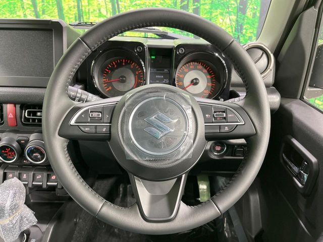 SUZUKI JIMNY NOMADE 2025 Image 31