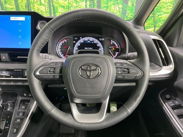 TOYOTA NOAH 2022 Image 31