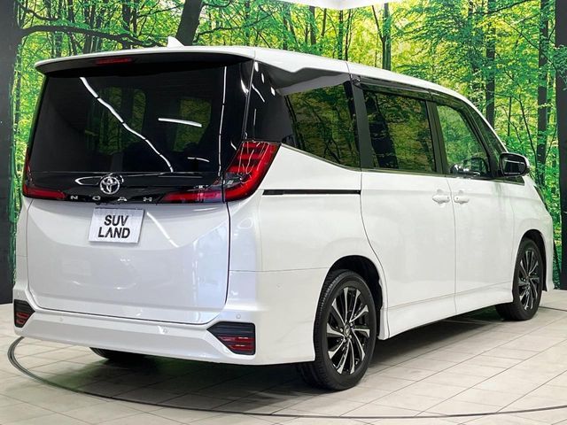 TOYOTA NOAH 2022 Image 31