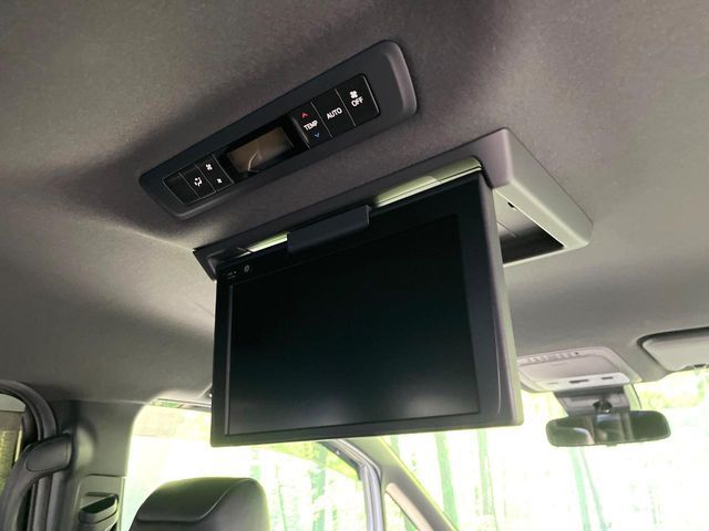 TOYOTA VOXY 2021 Image 31