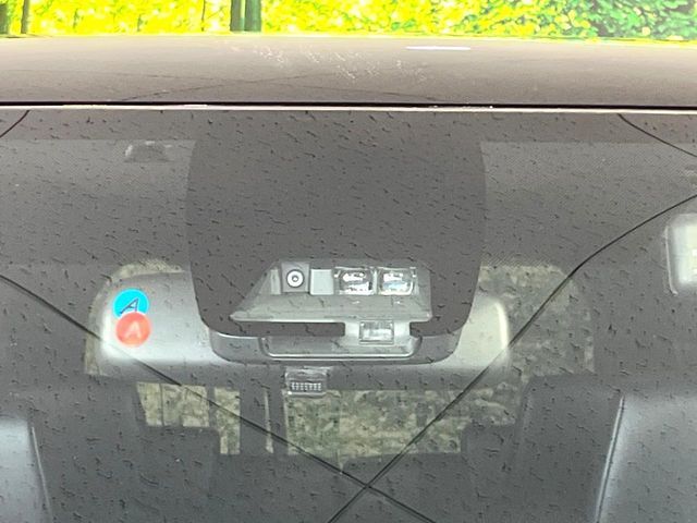 TOYOTA VOXY 2021 Image 31