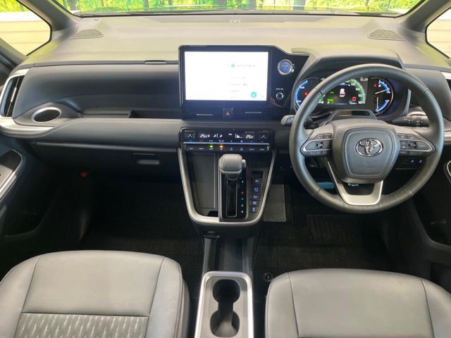 TOYOTA NOAH HYBRID 2023 Image 31