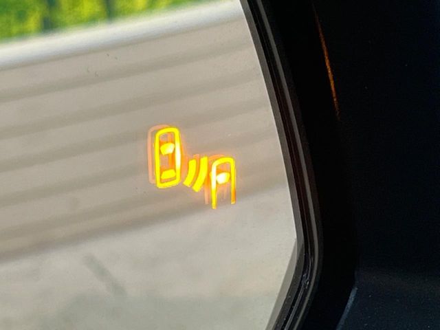 TOYOTA NOAH HYBRID 2023 Image 31